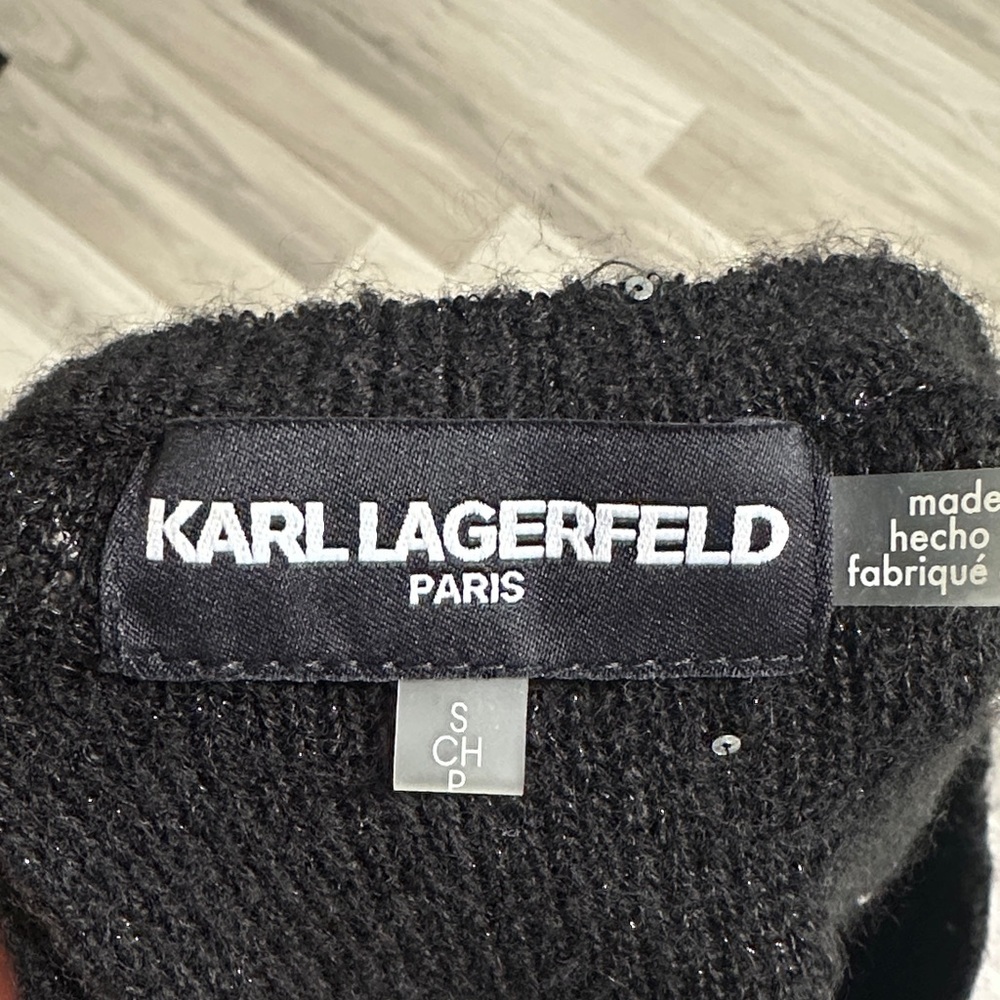 Karl Lagerfeld Women’s Black Sparkly V-Neck Sweater Size Small - Picture 4 of 7